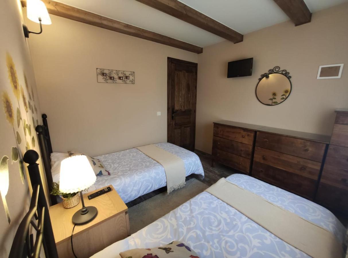Las 4 Estaciones - Rascafria Exterior photo